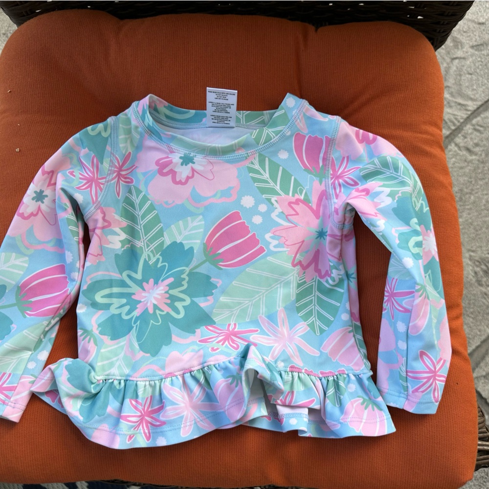 Ruffle butts rashguard‎ top size 18-24 months EUC